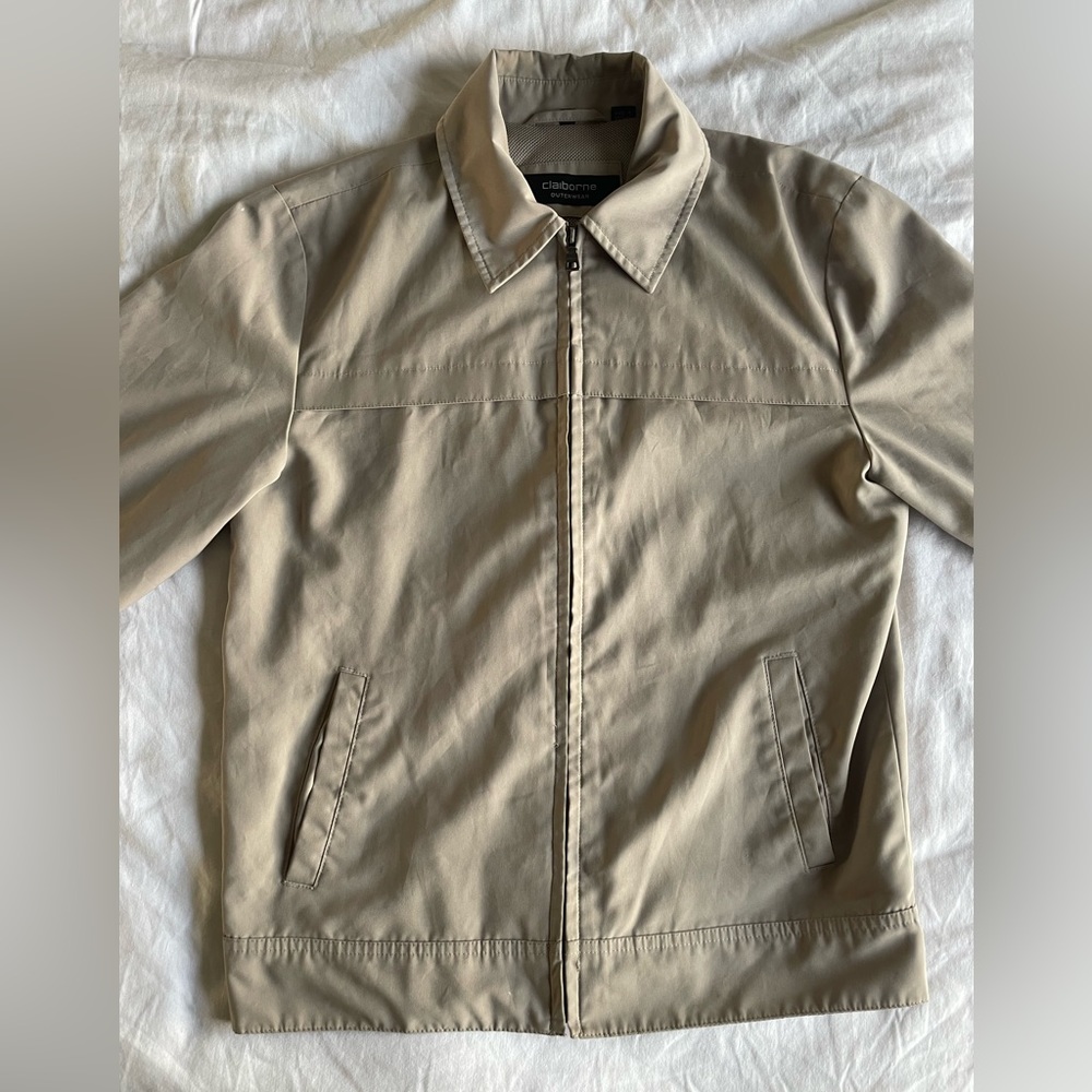 Beige Claiborne Lightweight Jacket. Size S.